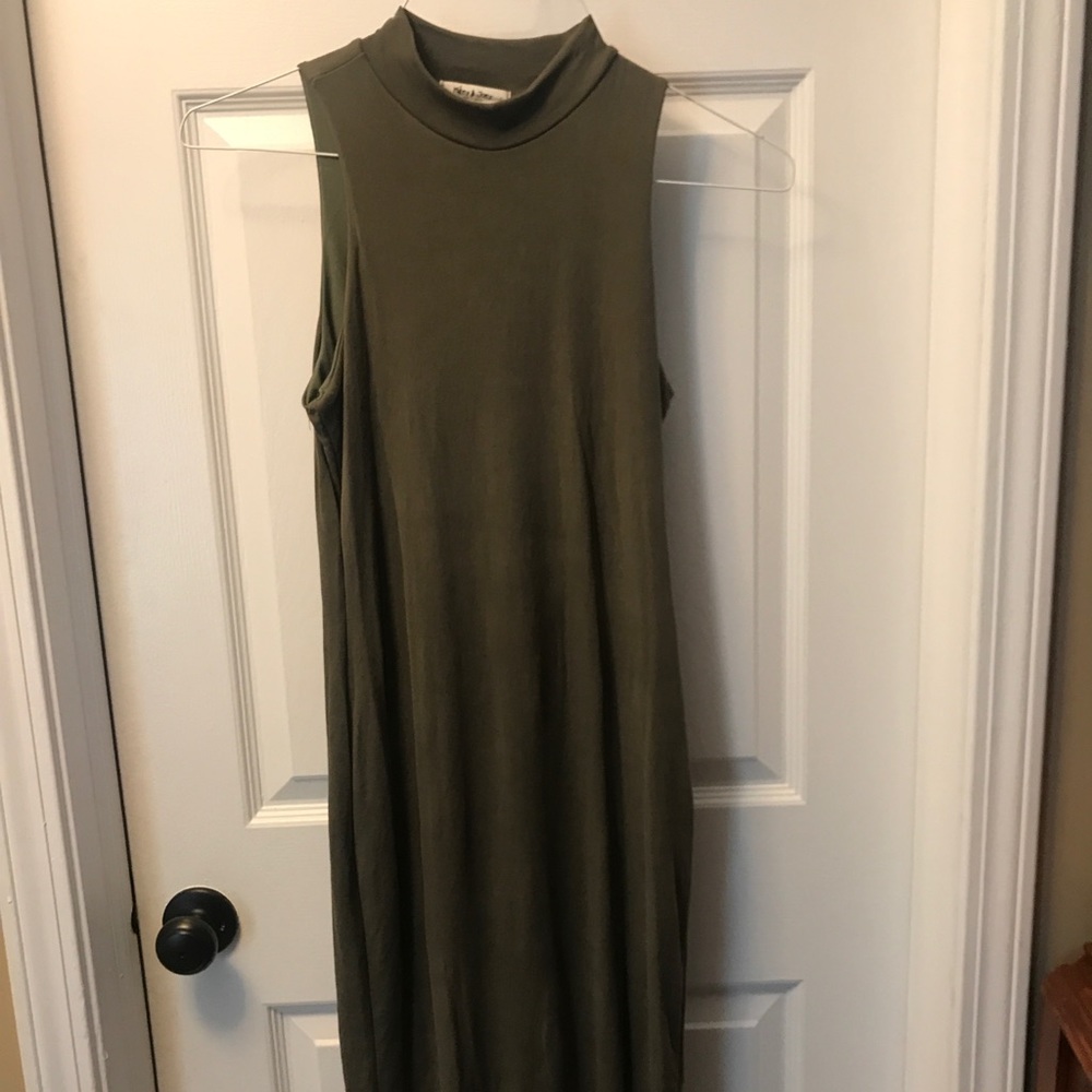 Mikey and Joey - Olive Dress - Size Large